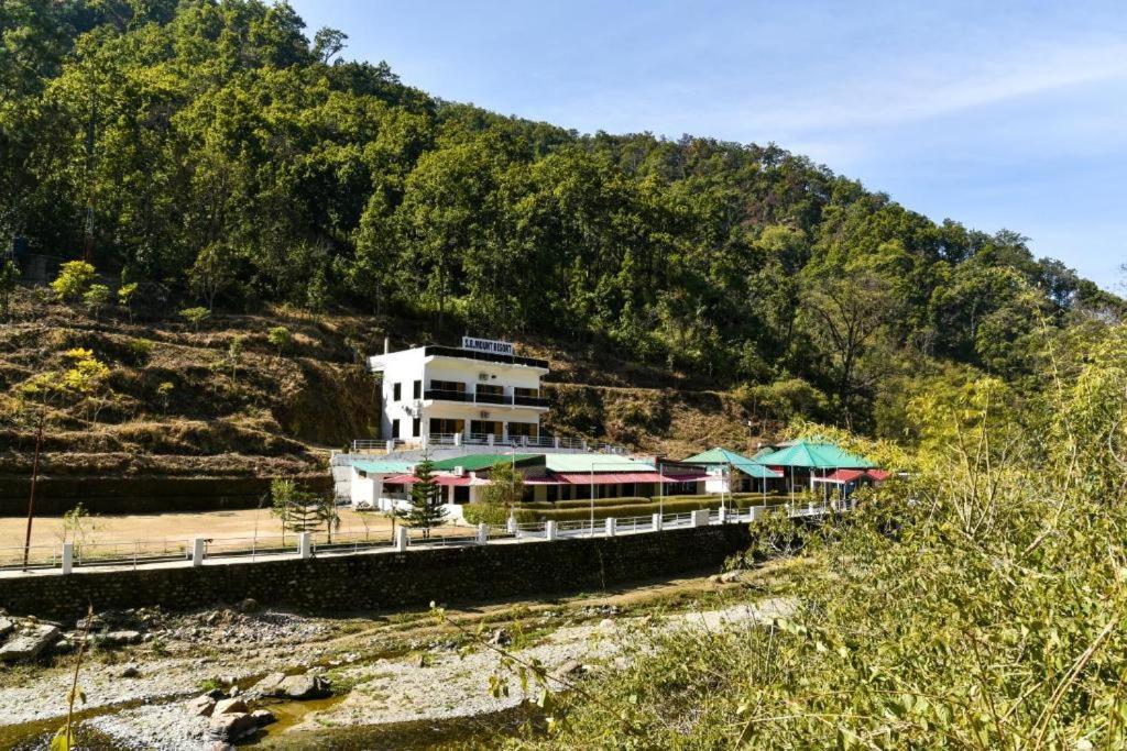 Riverside Resort Lansdowne Buitenkant foto
