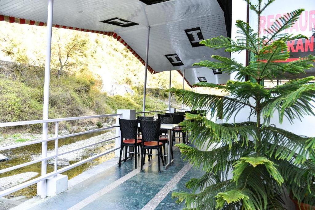 Riverside Resort Lansdowne Buitenkant foto
